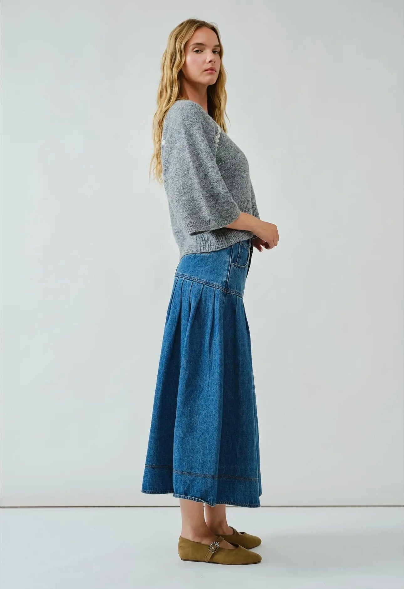Ziggy Contrast Trim Sweater